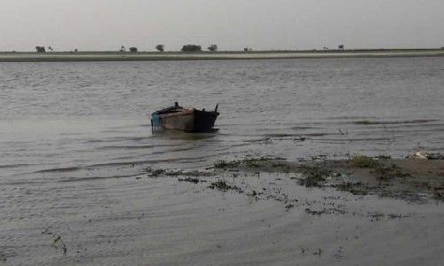 5 people coming from the boat secretly fell into Yamuna