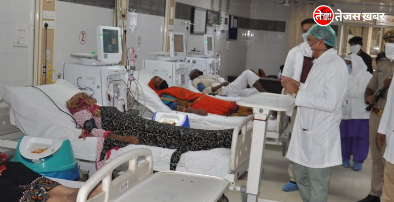 Dialysis of four Corona patients admitted to Kovid Hospital