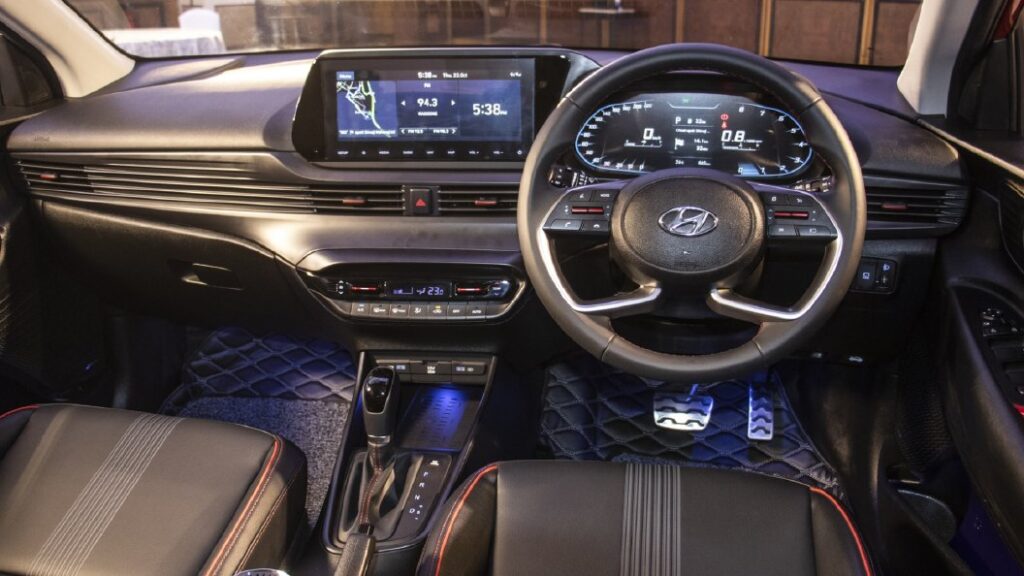 i20-interior-dashboard