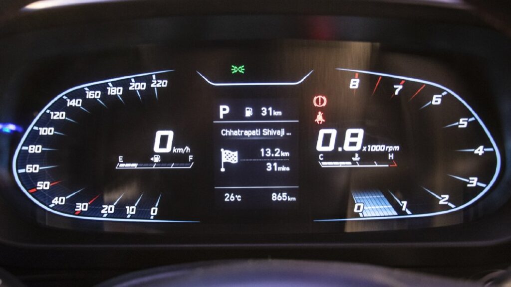 i20-interior-instrument-cluster