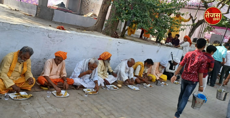 रामनवमी पर नगर में जगह-जगह हुए भंडारे व कन्याभोज 