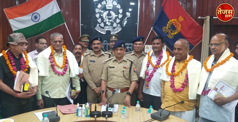 सेवानिवृत्ति 6 पुलिस कर्मियों को किया गया सम्मानित 