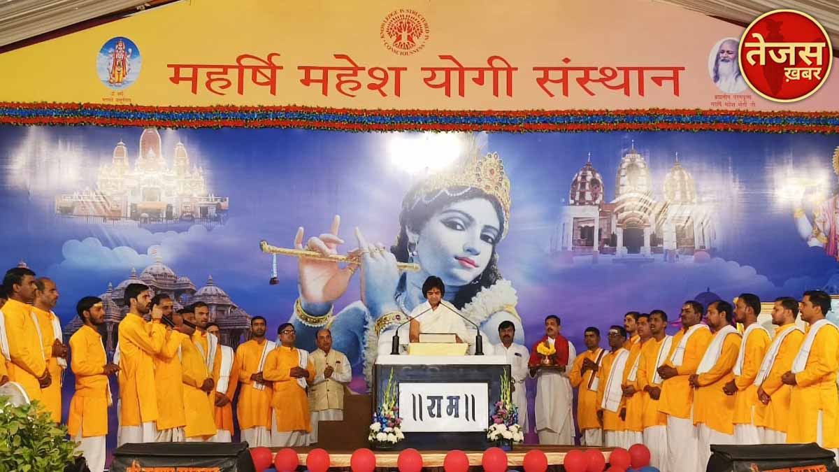 भक्तों के विशेष प्रेम के कारण अवतरित होते हैं भगवान : परमपूज्य चिन्मयानंद बापू