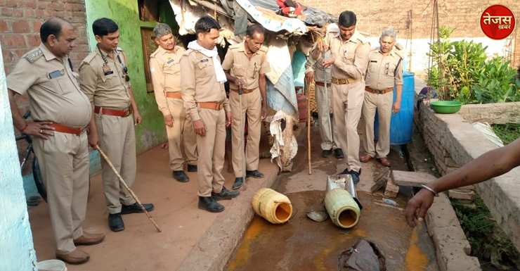 जिलाधिकारी के निर्देशन में आबकारी विभाग द्वारा प्रवर्तन अभियान के दौरान जनपद में कुल 57 छापे मारे गए