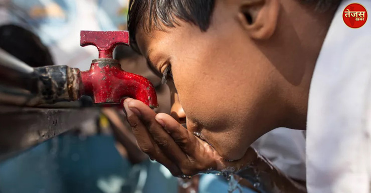 भीषण गर्मी में नगर वासियों को राहत देने के लिये दिबियापुर चेयरमैन ने दोपहर मे नियमित आधा घंटा आपूर्ति शुरू करने के दिए निर्देश