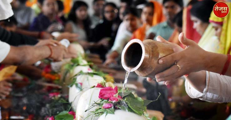 श्रावण मास के आगमन को देखते हए शिव मंदिरों में बढ़ने लगी चहल-पहल